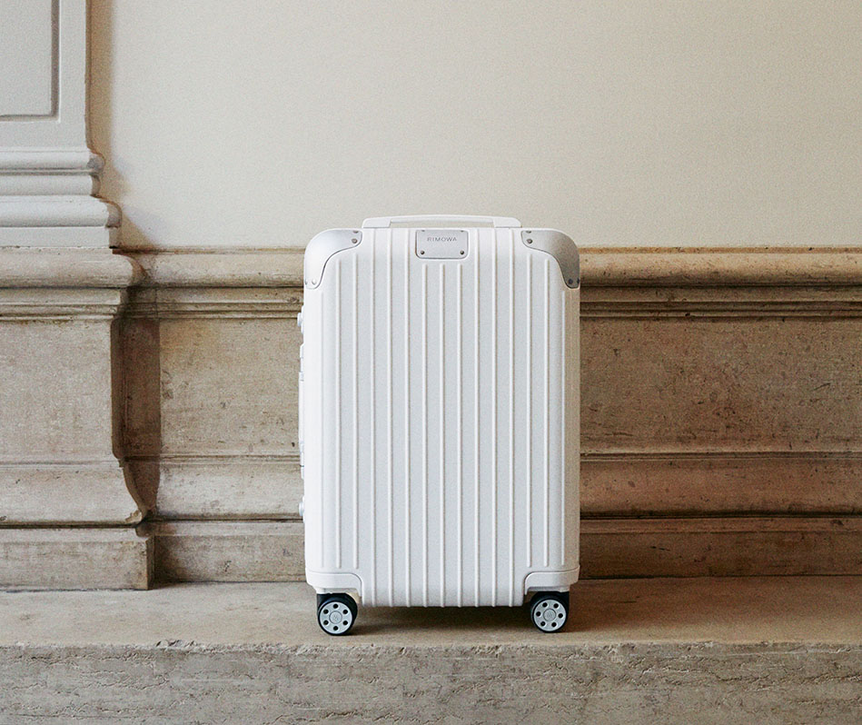 Dasiy-suitcase